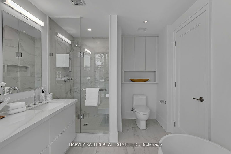 Preview image for 36 Birch Ave #109, Toronto