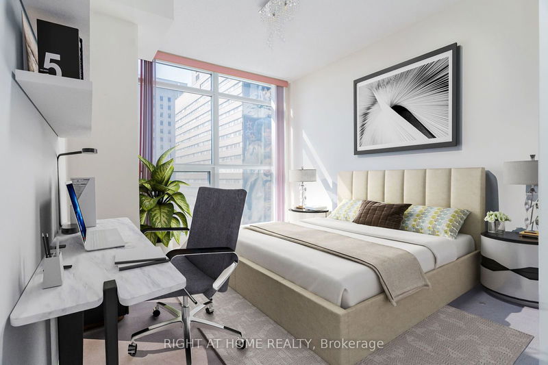 Preview image for 21 Carlton St #1010, Toronto