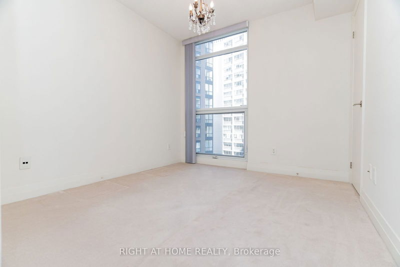 Preview image for 21 Carlton St #1010, Toronto