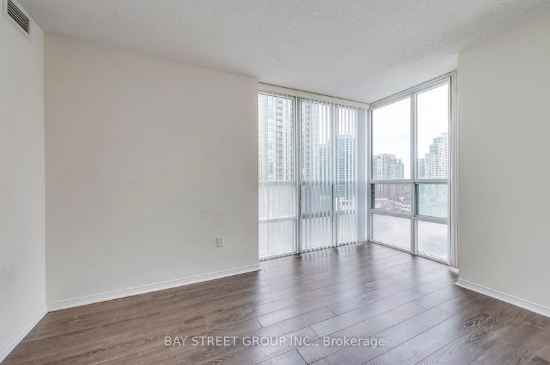 Preview image for 1 Pemberton Ave #1008, Toronto