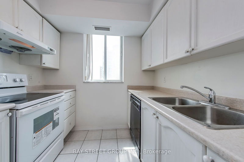 Preview image for 1 Pemberton Ave #1008, Toronto