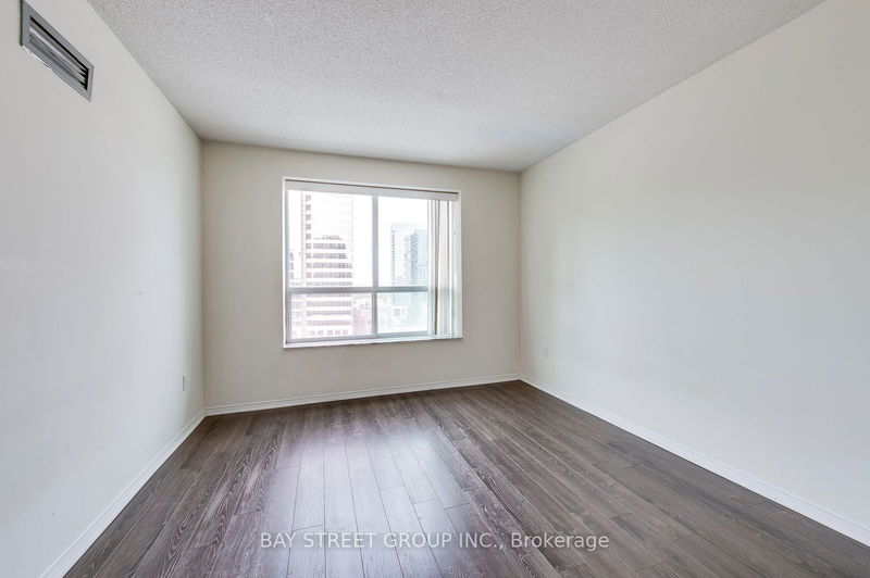 Preview image for 1 Pemberton Ave #1008, Toronto