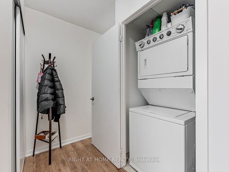 Preview image for 801 Sheppard Ave W #502, Toronto