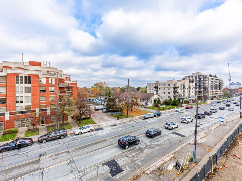 Preview image for 801 Sheppard Ave W #502, Toronto