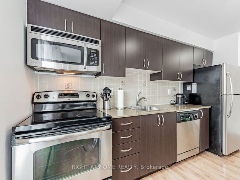 Preview image for 801 Sheppard Ave W #502, Toronto