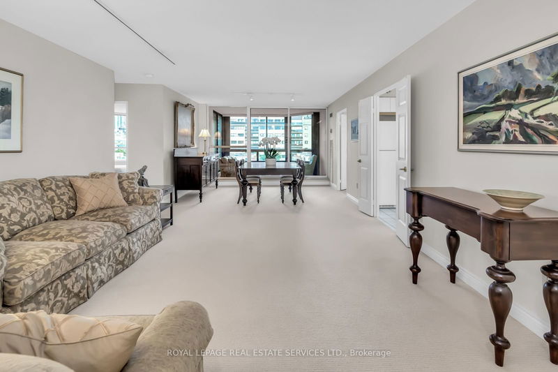 Preview image for 130 Carlton St #603, Toronto