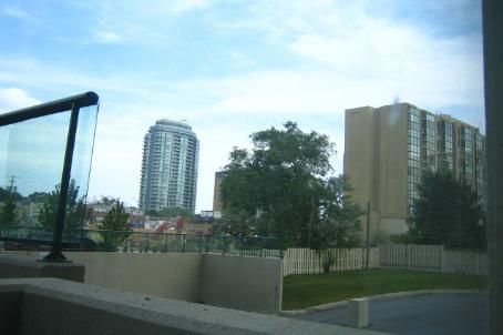 Preview image for 7 Lorraine Dr #102, Toronto