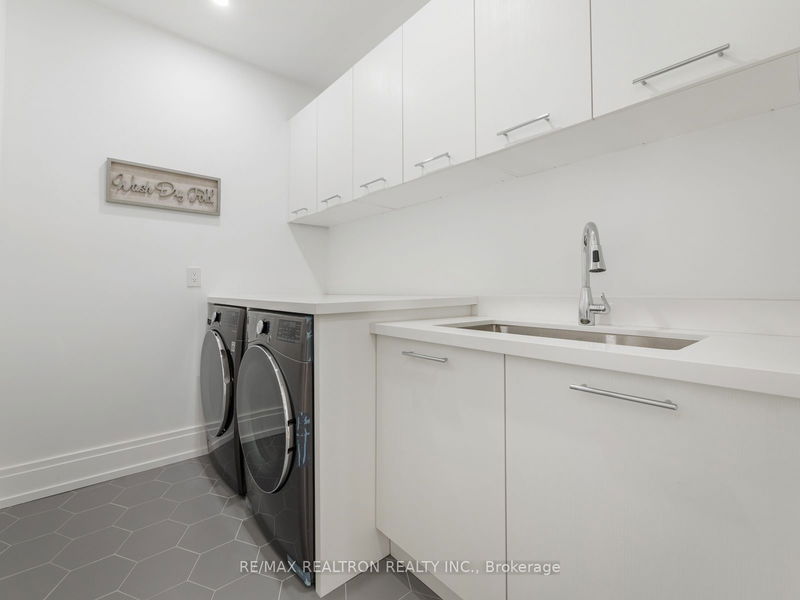 Preview image for 91 Brucewood Cres, Toronto