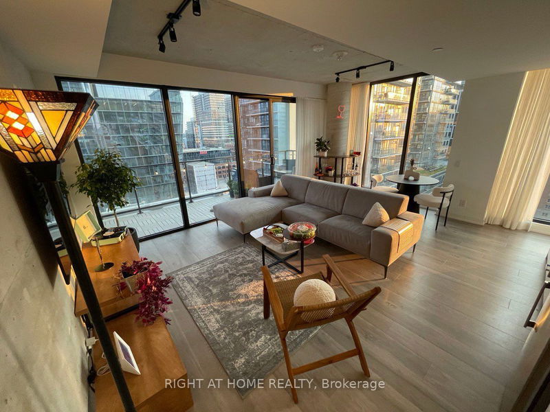 Preview image for 55 Ontario St #1308, Toronto