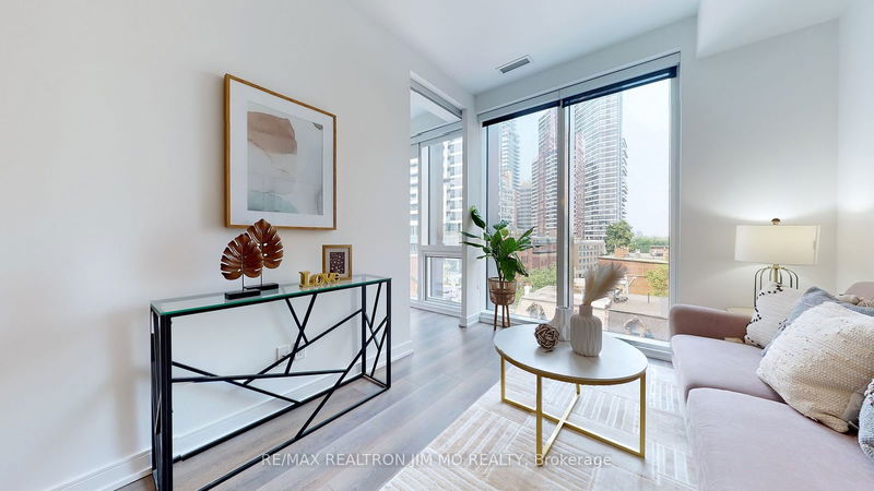 Preview image for 3 Gloucester St #509, Toronto