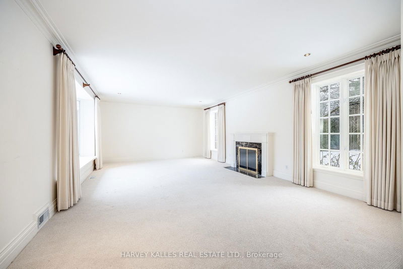 Preview image for 168 Sandringham Dr, Toronto