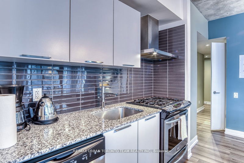 Preview image for 650 King St W #205, Toronto