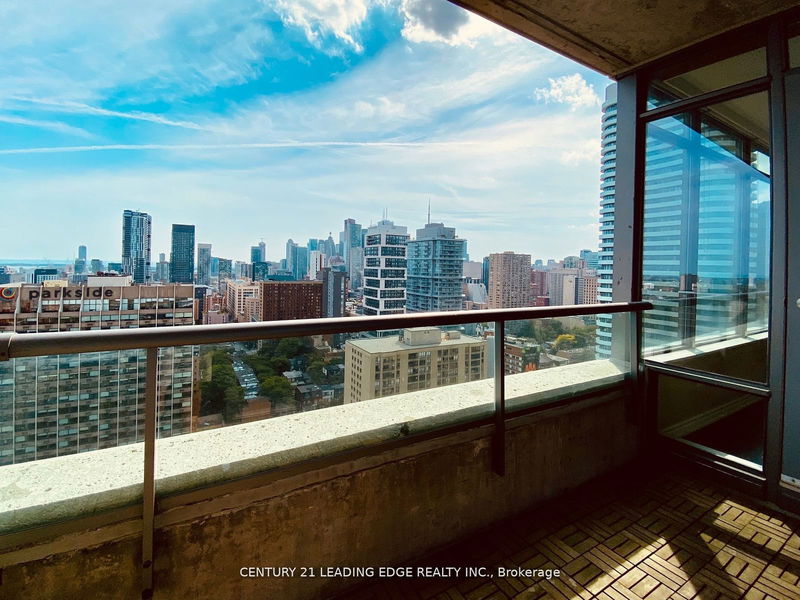 Preview image for 281 MUTUAL St #2402, Toronto