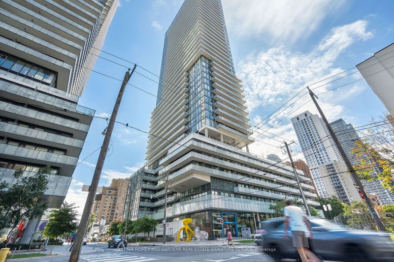 Preview image for 161 Roehampton Ave #515, Toronto