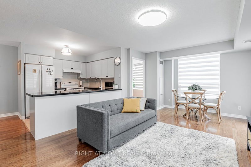 Preview image for 18 Spring Garden Ave #1110, Toronto