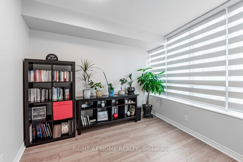 Preview image for 18 Spring Garden Ave #1110, Toronto