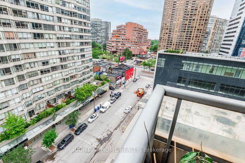 Preview image for 18 Spring Garden Ave #1110, Toronto