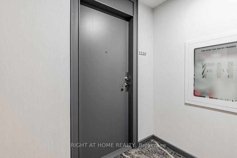 Preview image for 18 Spring Garden Ave #1110, Toronto