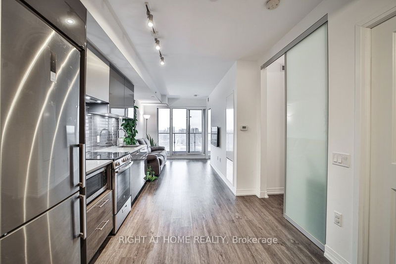 Preview image for 251 jarvis St #2702, Toronto