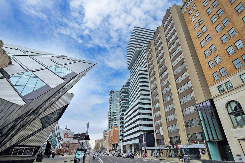 Preview image for 200 Bloor St W #2105, Toronto