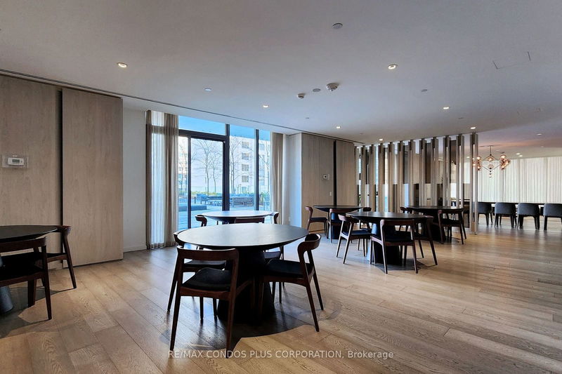 Preview image for 200 Bloor St W #2105, Toronto