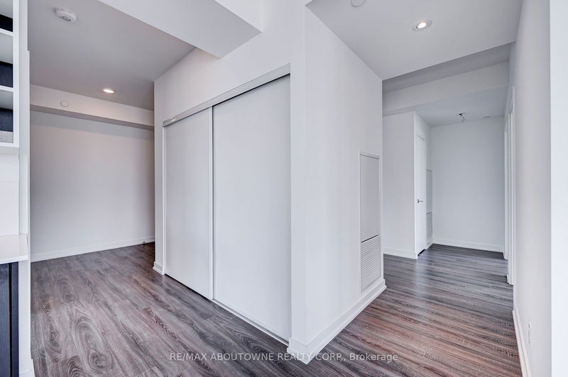 Preview image for 20 Edward St #1503, Toronto