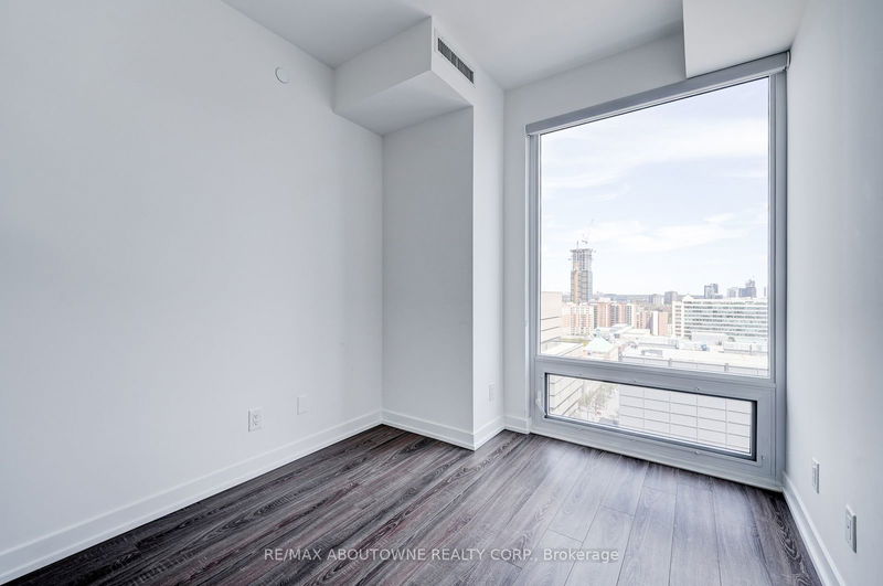 Preview image for 20 Edward St #1503, Toronto