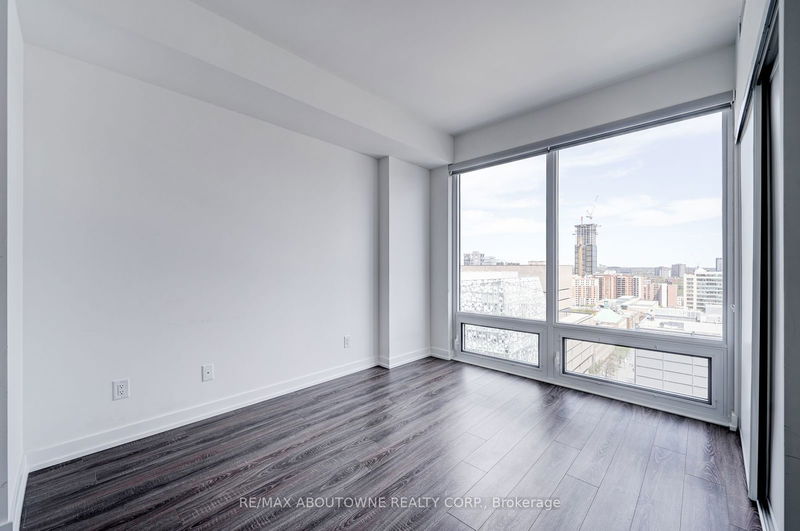 Preview image for 20 Edward St #1503, Toronto