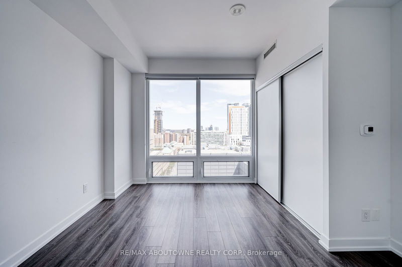 Preview image for 20 Edward St #1503, Toronto