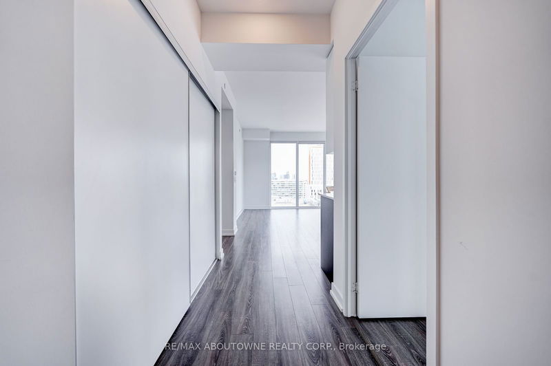 Preview image for 20 Edward St #1503, Toronto