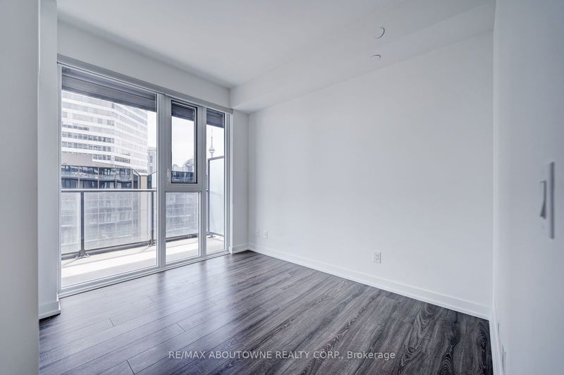 Preview image for 20 Edward St #1503, Toronto