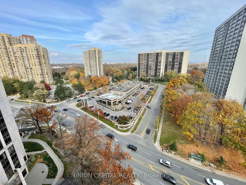 Preview image for 135 Wynford Dr #1201, Toronto