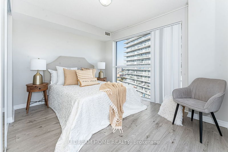 Preview image for 275 Yorkland Rd #1804, Toronto