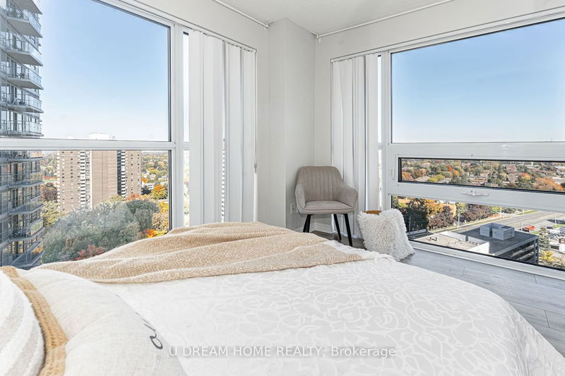 Preview image for 275 Yorkland Rd #1804, Toronto