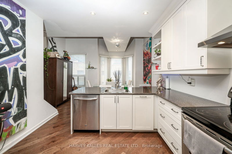 Preview image for 530 Richmond St W, Toronto