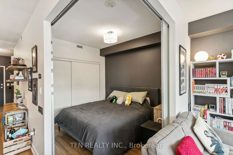 Preview image for 775 King St #906, Toronto