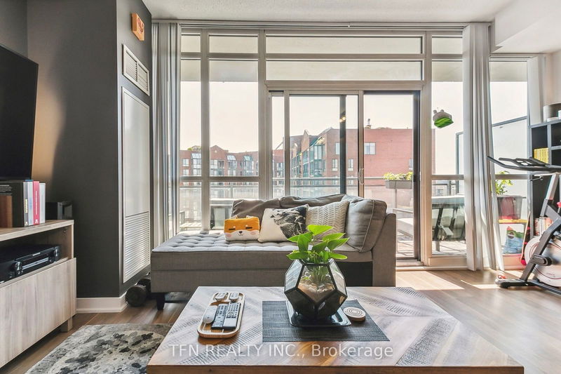 Preview image for 775 King St #906, Toronto