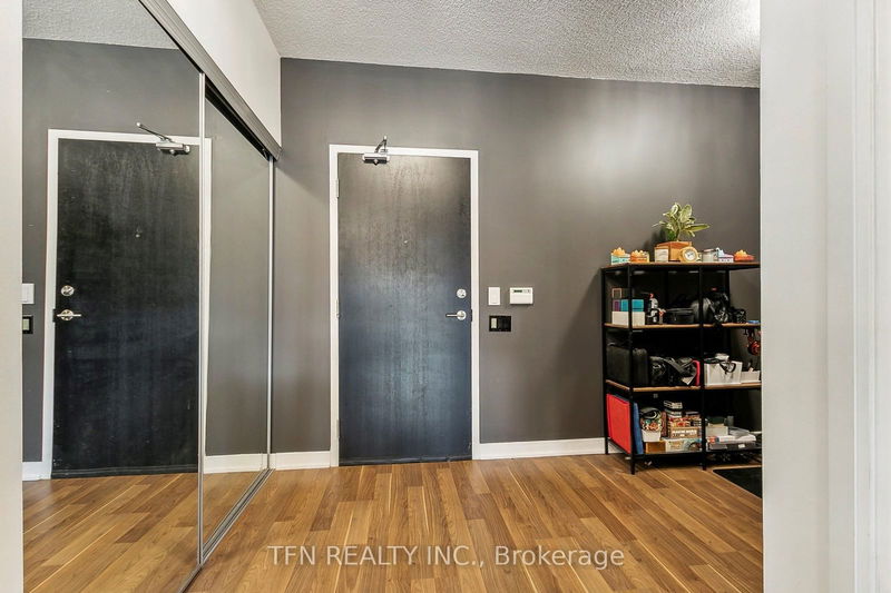 Preview image for 775 King St #906, Toronto