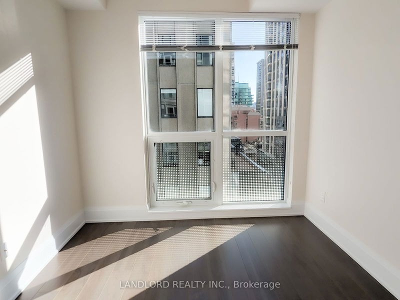 Preview image for 88 Cumberland St #801, Toronto