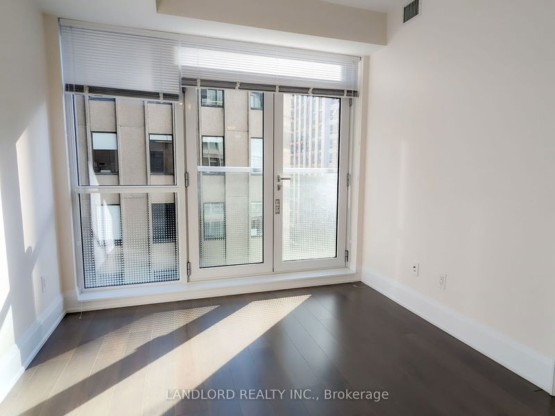 Preview image for 88 Cumberland St #801, Toronto