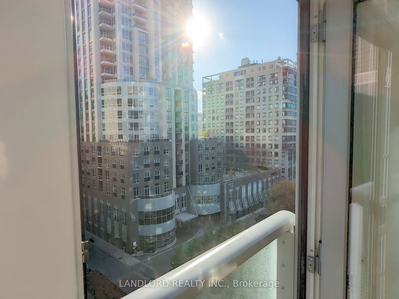 Preview image for 88 Cumberland St #801, Toronto