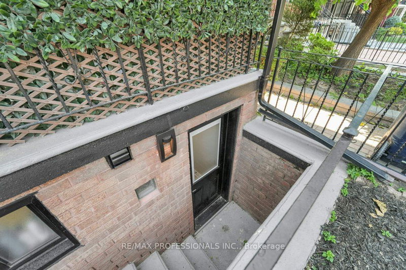 Preview image for 120 Lisgar St, Toronto