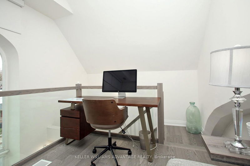 Preview image for 175 Jones Ave #1, Toronto