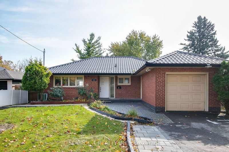 Preview image for 57 Fishleigh Dr, Toronto