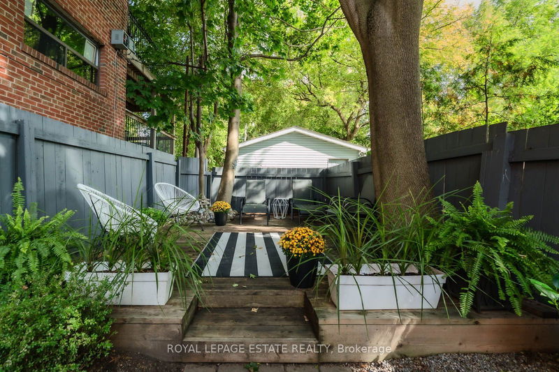 Preview image for 225 Pickering St, Toronto