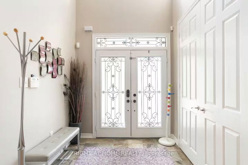 Preview image for 1673 Ballantrae Dr, Oshawa