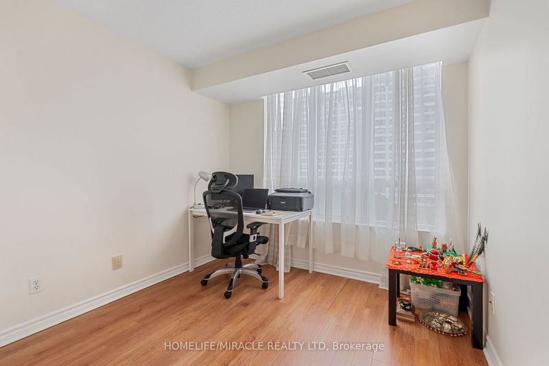 Preview image for 5039 Finch Ave E #802, Toronto