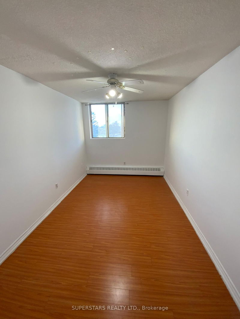 Preview image for 100 Dundalk Dr #403, Toronto