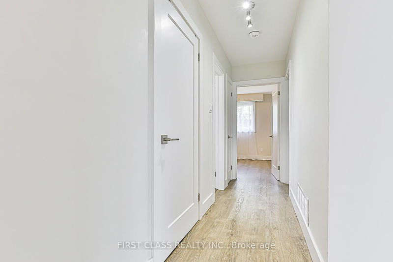 Preview image for 24 Fintona Ave, Toronto