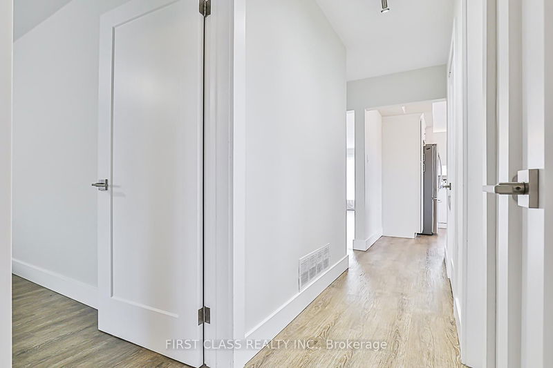 Preview image for 24 Fintona Ave, Toronto